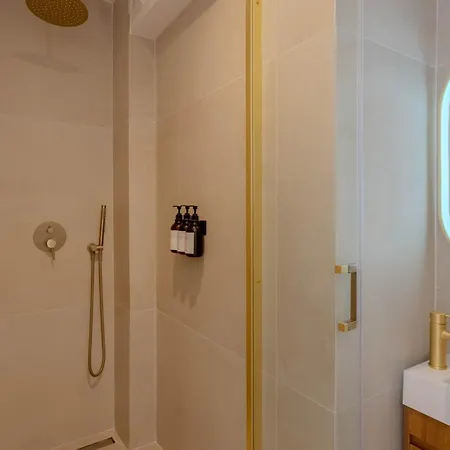 Le Miami - Premium - 2 Master Bedrooms Apartment